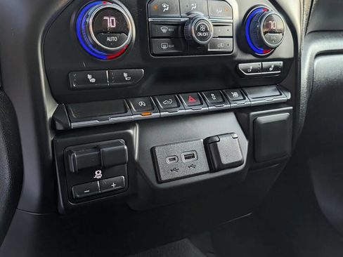 Used 2021 Chevrolet Silverado 1500 RST w/ Bed Protection Package image 19