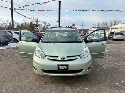 Used 2006 Toyota Sienna CE image 9
