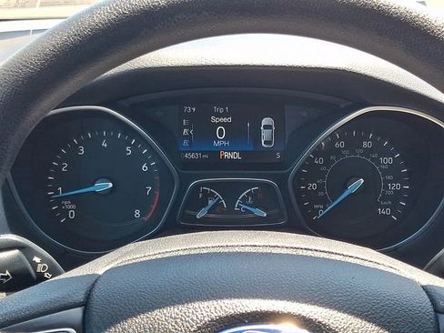 Used 2015 Ford Focus SE FWD image 20