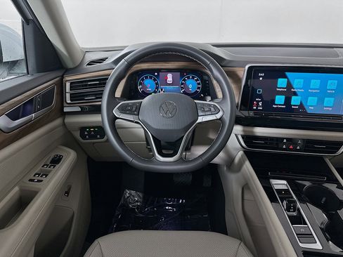 New 2026 Volkswagen Atlas SE image 21