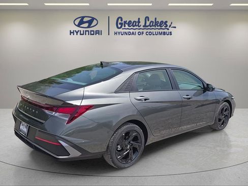 New 2026 Hyundai Elantra Sport FWD image 5