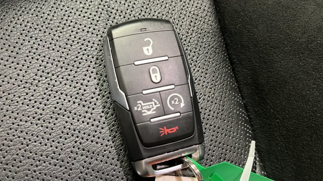 Used 2025 RAM 1500 Laramie w/ Sport Appearance Package AWD/4WD image 20