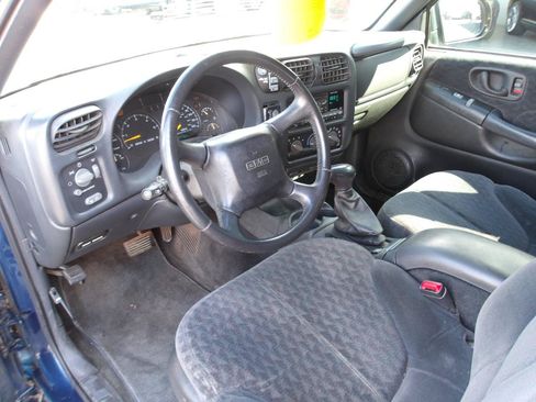 Used 2001 GMC Jimmy SLE AWD/4WD image 9