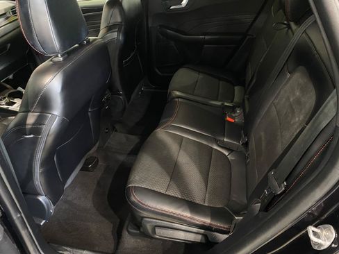 Used 2024 Ford Escape ST-Line Select w/ Tech Pack #1 AWD/4WD image 17