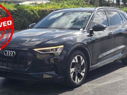Used 2022 Audi e-tron Premium w/ Convenience Plus Package