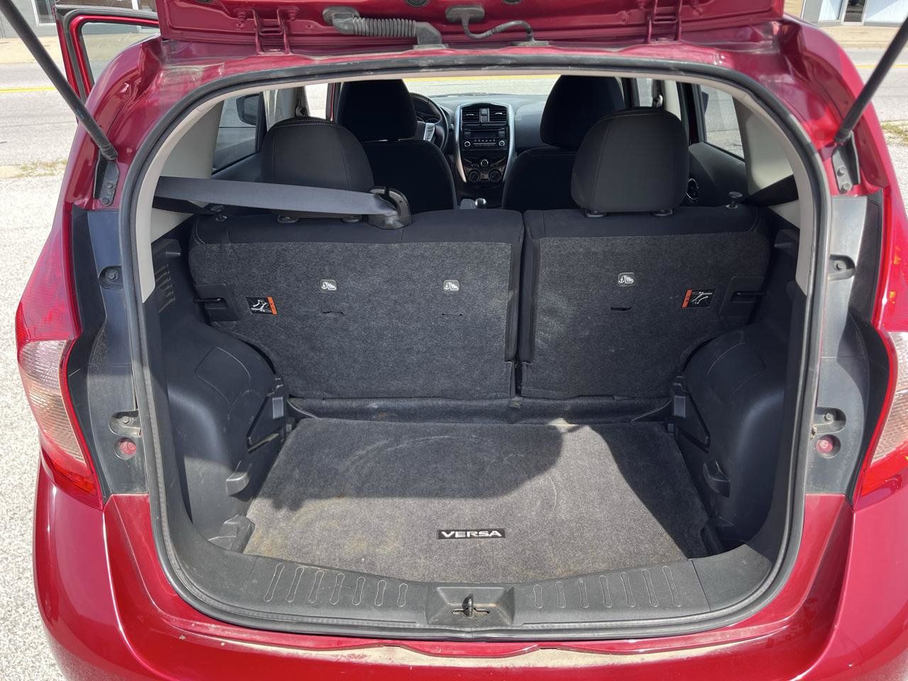 Used 2015 Nissan Versa Note SV w/ SV Appearance Package FWD image 11
