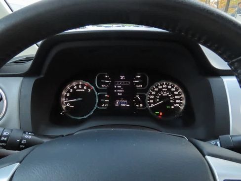 Used 2019 Toyota Tundra Limited image 29