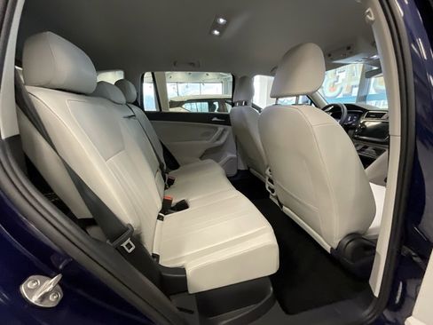 Used 2023 Volkswagen Tiguan SE image 20