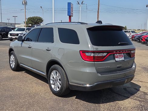 Used 2023 Dodge Durango SXT Launch Edition image 3
