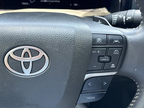 Used 2025 Toyota Camry SE w/ Multimedia Upgrade Package FWD image 22