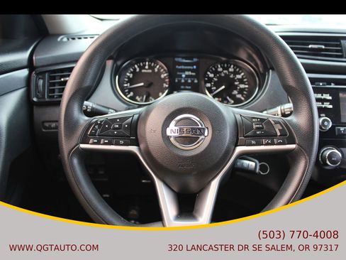 Used 2017 Nissan Rogue S FWD image 23