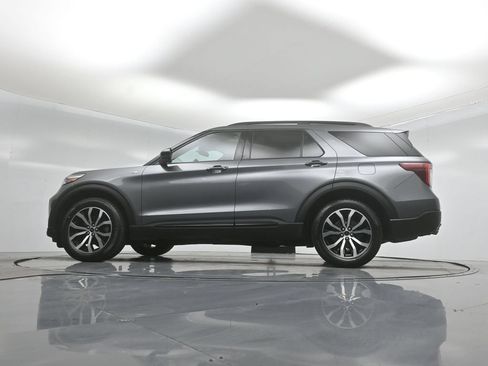 Certified 2022 Ford Explorer ST-Line w/ Class IV Trailer Tow Package AWD/4WD image 46