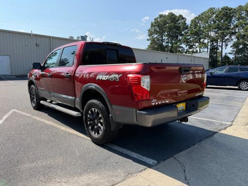 Used 2017 Nissan Titan PRO-4X AWD/4WD image 6