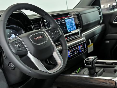 New 2026 GMC Sierra 1500 SLT w/ SLT Convenience Package AWD/4WD image 13