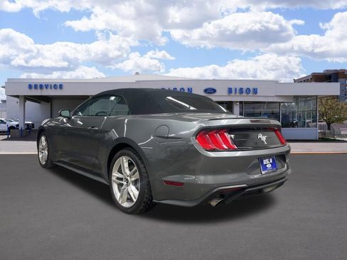 Used 2021 Ford Mustang Premium image 5
