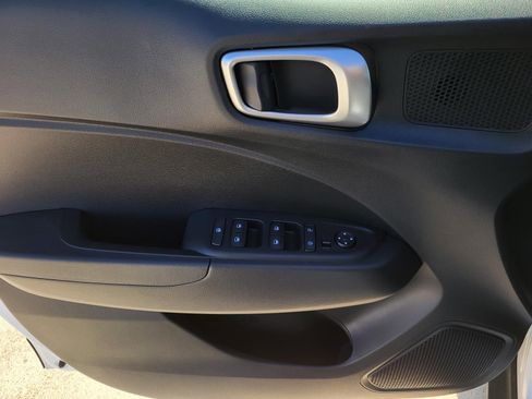 New 2026 Hyundai Venue SEL FWD image 14