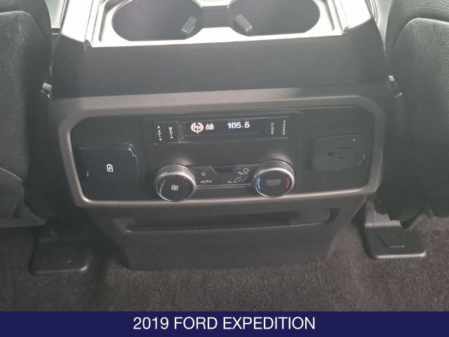 Used 2019 Ford Expedition XLT w/ Equipment Group 202A RWD image 18
