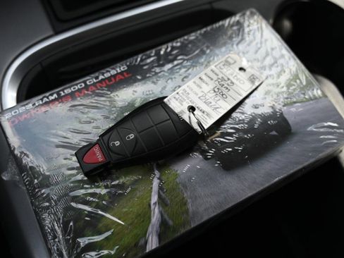 Used 2023 RAM 1500 Classic SLT w/ Trailer & Traction Group image 29