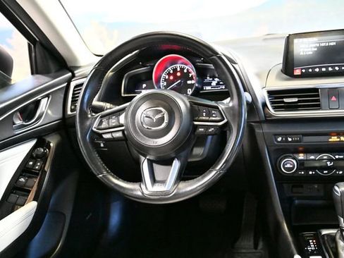 Used 2018 MAZDA MAZDA3 Grand Touring w/ Premium Equipment Package image 46