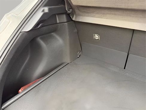 Used 2019 Toyota Corolla XSE FWD image 36