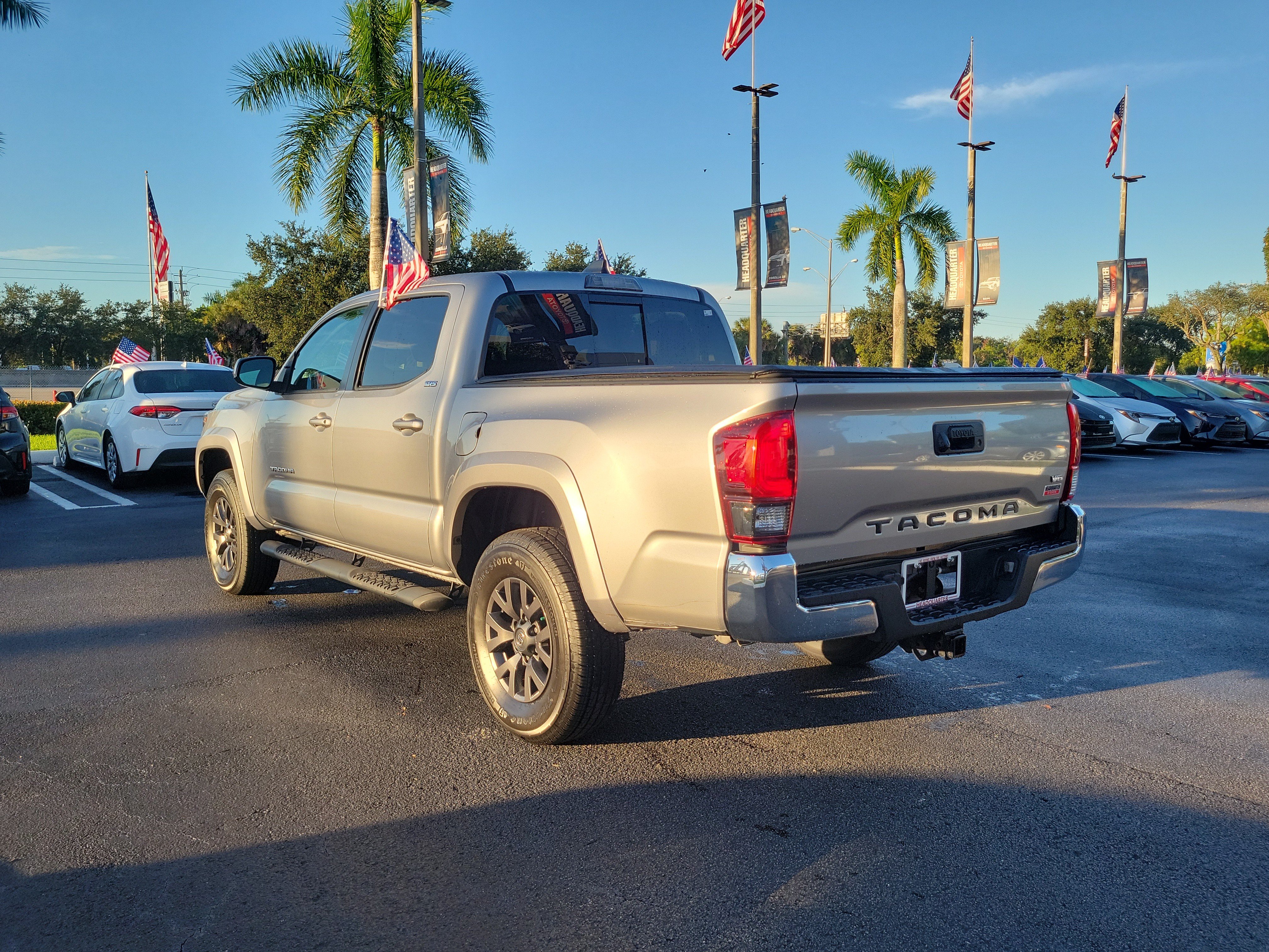 Used 2021 Toyota Tacoma SR5 RWD image 8