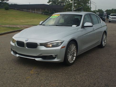 Used 2013 BMW 328i Sedan RWD image 16