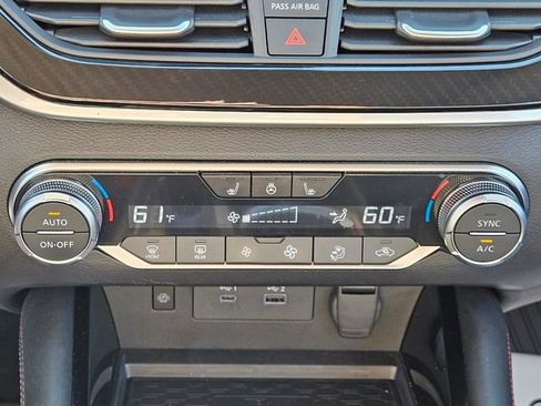 Used 2024 Nissan Altima 2.0 SR image 24