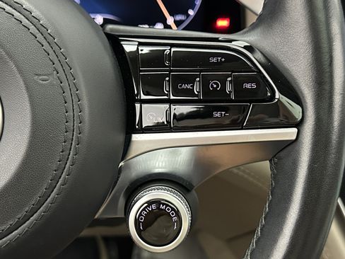 Used 2023 Maserati Grecale GT image 24