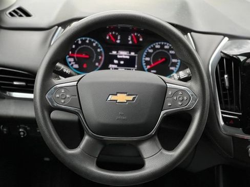 Used 2019 Chevrolet Traverse LS FWD image 31