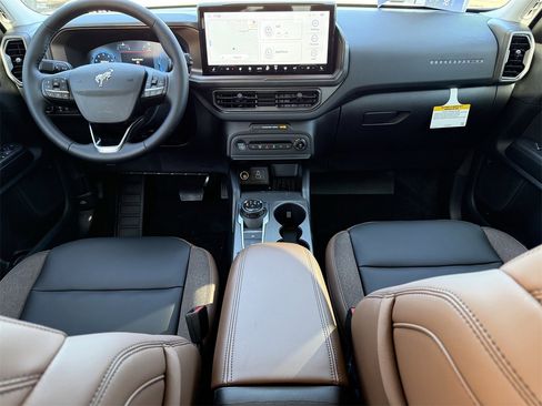 New 2025 Ford Bronco Sport Outer Banks w/ Outer Banks Tech Package+ image 32