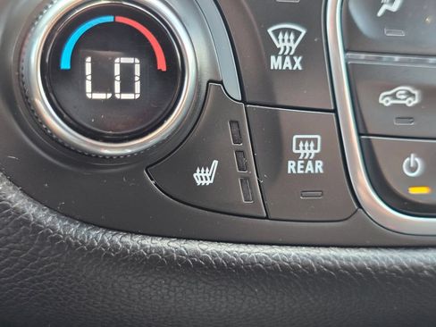 Used 2020 Chevrolet Equinox LT w/ Midnight Edition AWD/4WD image 30