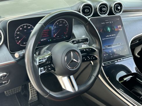 Used 2024 Mercedes-Benz GLC 300 image 27