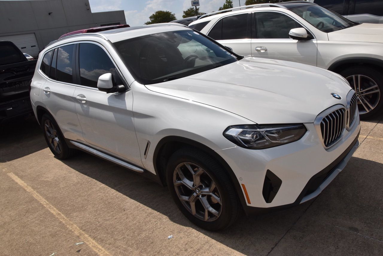 Used 2024 BMW X3 xDrive30i w/ Convenience Package AWD/4WD image 5