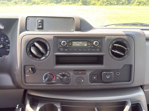 New 2027 Ford E-350 and Econoline 350 Super Duty w/ Power Equipment Group RWD image 19