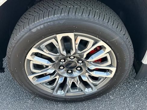 New 2026 GMC Sierra 1500 Denali Ultimate AWD/4WD image 18