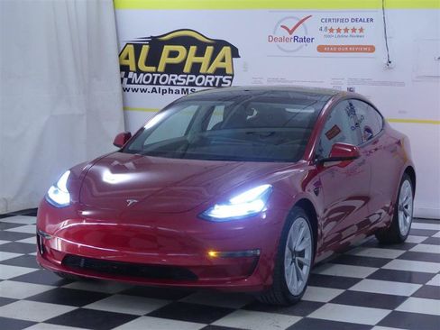 Used 2023 Tesla Model 3 Standard Range RWD image 3