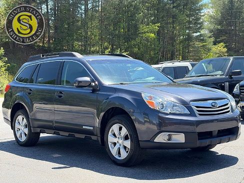 Used 2011 Subaru Outback 2.5i Premium image 8