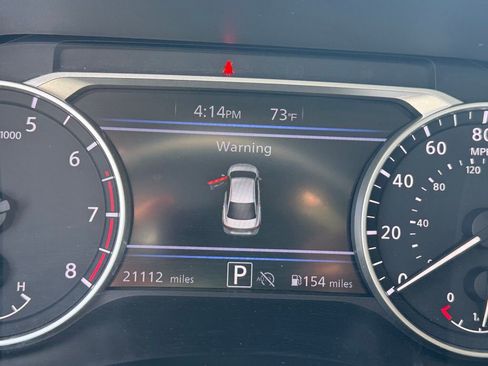 Used 2025 Nissan Sentra SV image 16