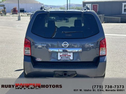 Used 2010 Nissan Pathfinder SE AWD/4WD image 6
