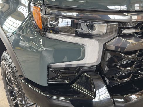 New 2026 Chevrolet Silverado 1500 ZR2 AWD/4WD image 3