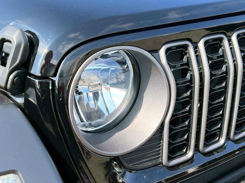 Certified 2024 Jeep Wrangler Unlimited Sport AWD/4WD image 10