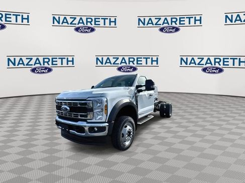 New 2025 Ford F550 4x4 Regular Cab Super Duty image 4