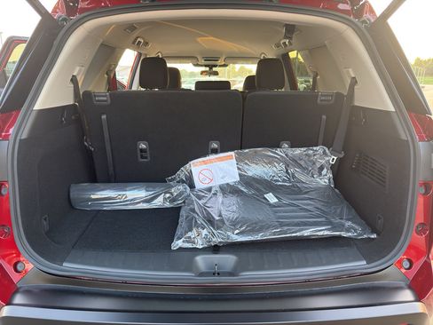 New 2026 Nissan Pathfinder SV AWD/4WD image 36