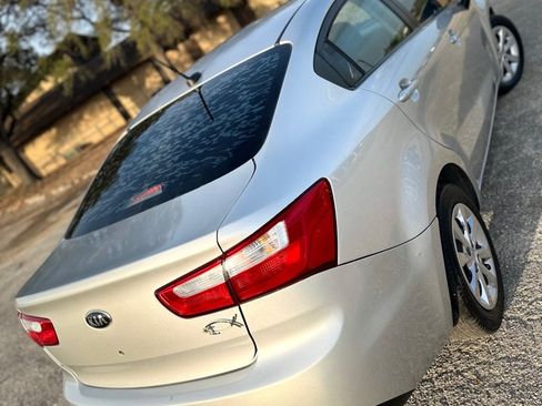 Used 2014 Kia Rio LX FWD image 18