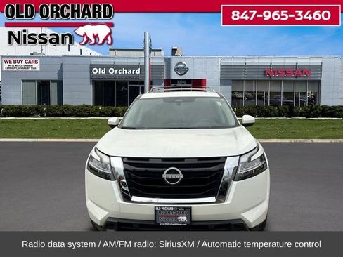 Used 2023 Nissan Pathfinder Platinum image 5