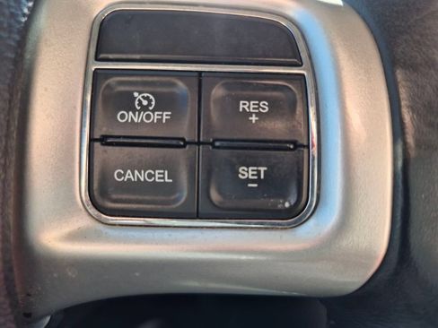 Used 2018 Dodge Journey SE w/ Popular Equipment Group image 17