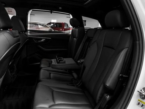 Used 2023 Audi Q7 3.0T Prestige w/ Prestige Package AWD/4WD image 37