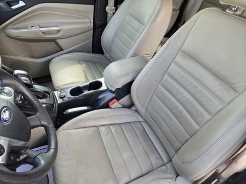 Used 2016 Ford Escape Titanium w/ Equipment Group 301A image 26