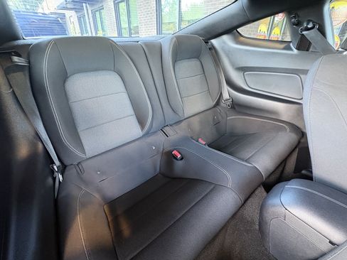 Used 2016 Ford Mustang Coupe w/ Equipment Group 051A RWD image 27