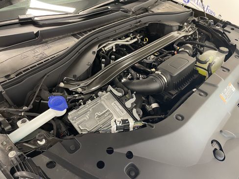 New 2025 Lincoln Aviator AWD w/ Equipment Group 101A image 32